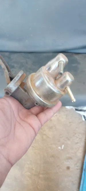 بمبة بنزينة خارجية  تويوتا