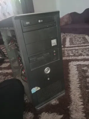 كيس جيد 2رام مناسب لل العاب الخفيفا قابل لتزويد مساحه يحتاج مروحه ومبرد فقد يحتاج فقد تركيب اسلاك