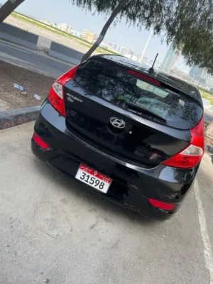 Hyundai Accent  2014 , Hatchback
