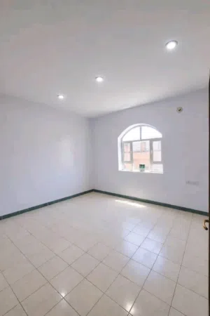 200 m2 4 Bedrooms Apartments for Rent in Sana'a Asbahi