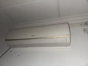 Smartech Split Air Conditioner 2 Ton SACS2810PT in excellent and working condition