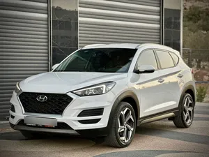 رام-لله-توسان-2019-ديزل-يد-اولى-بحاله-ممتازه-عداد-53000-مرخص-ومأمن-لشهر-12-فحص-نضيف-2-4