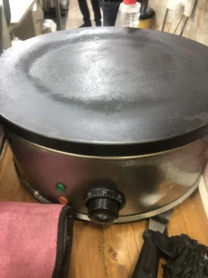 ماكنة كريب / ماكنة صانع الثلج