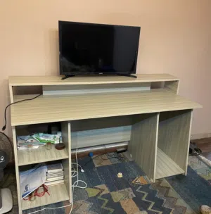 مكتب لامنيت استعمال خفيف