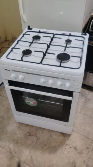 ن بيع طباخ 4 شعله مقاس 60 في 60 بحاله ممتازه اشعال ذاتي معا التوصل التشغيل