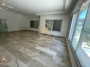 220 m2 3 Bedrooms Apartments for Rent in Amman Khalda