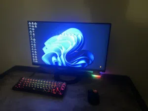 شاشه Asus للبيع مستعمل حالتها ممتازه vq24q1r