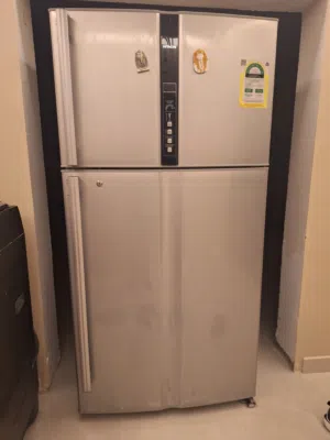 ثلاجة هيتاشي