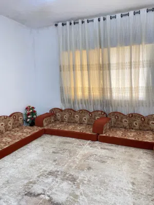 مجلس عربي يتكون من ست قطع للبيع