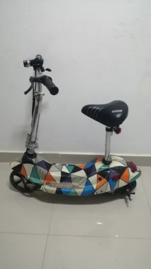 سكوتر كهربائي