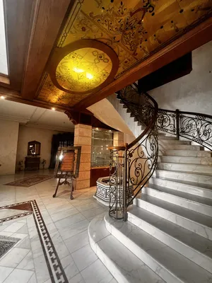 900 m2 More than 6 bedrooms Villa for Sale in Amman Khalda
