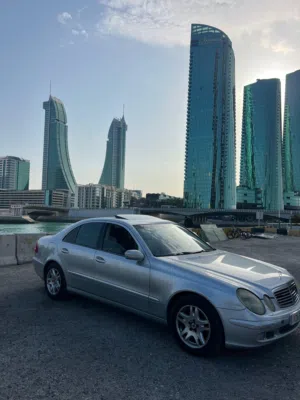 مرسيديس بنز للبيع E200