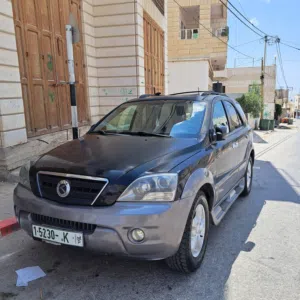 Used Kia Sorento in Hebron