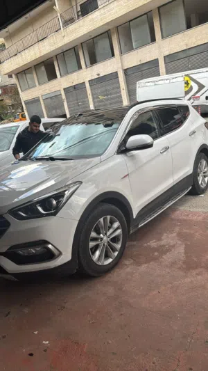 Used Hyundai Santa Fe in Ramallah and Al-Bireh