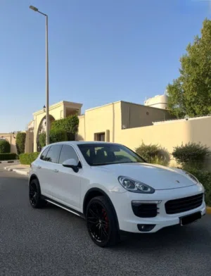 Used Porsche Cayenne in Kuwait City