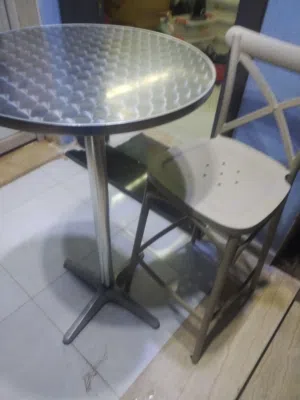 مجموعة أشياء مستخدمة قهوة