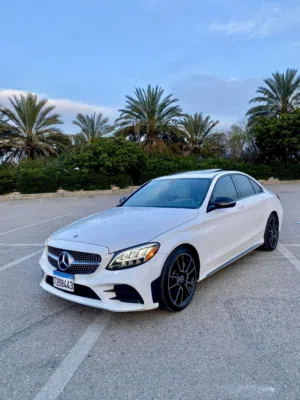 Mercedes C300 AMG Line 2019 Full Option