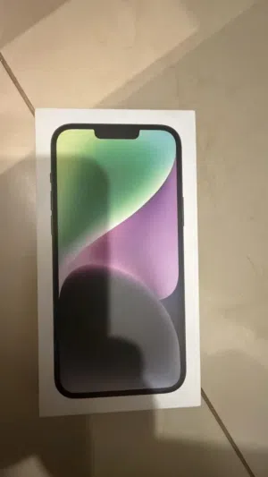 للبيع ايفون 14 بلس