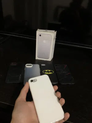 Apple iPhone 7 128 GB in Amman