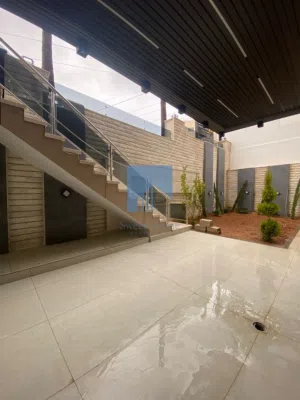 230 m2 4 Bedrooms Apartments for Sale in Amman Deir Ghbar