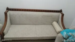 Like new, heavy Egyptian wood, 20 OMR, final price.