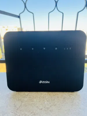 راوتر زين 5G  مدخل خط بحالة الجديد  السعر : 20 نهائي الموقع اربد