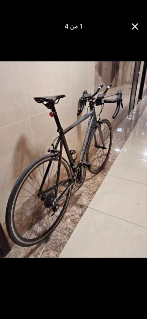 دراجة هوائية  road bike