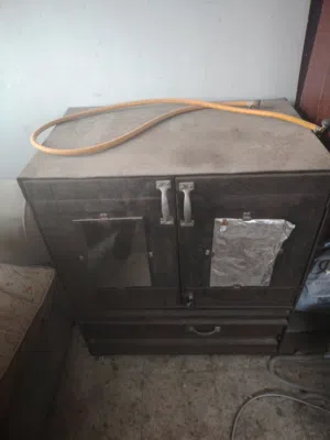 للبيع فرن حديد قديم غاز