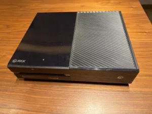 Xbox One + Controllers + Kinect Camera