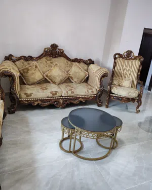 طقم كنب خشب زان نحت مصري مع طاولات وسط بسعر ممتاز