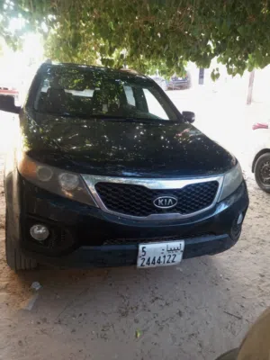 Used Kia Sorento in Tripoli