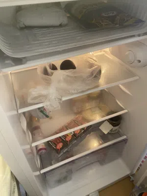 ثلاجه ميني بار تستعما طفيف جدا زيرو