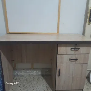 مكتب خشبى استعمال منزلى