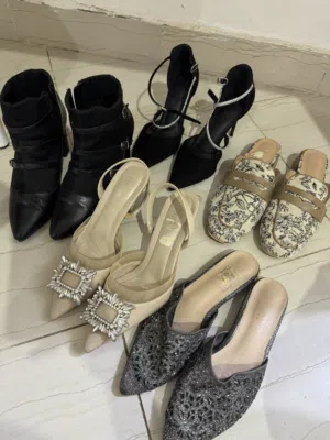 Mixed heels and flat