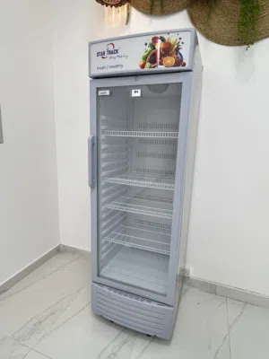 ثلاجه تبريد باب زجاج جديده