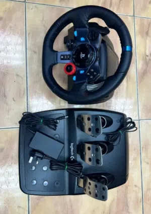 Logitech g29 stearing wheel whith pedel