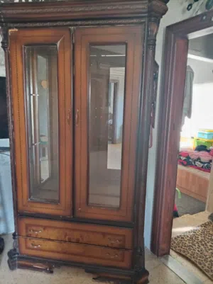 فضية سفره بحاله الوكاله خشب زان