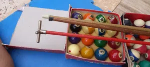 كور طاولة بلياردو للبيع