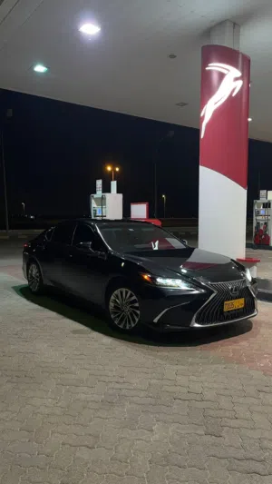 Used Lexus ES in Al Batinah