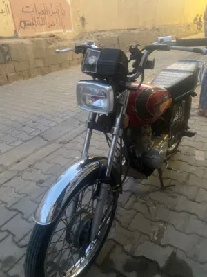 ناما 2015 لون احمر للبيع. و