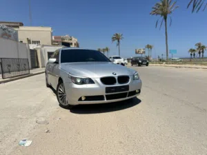 BMW 520i حاجب
