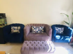 طقم جلوس (كنب) انتريه بحالة ممتازة للبيع