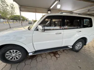 Mitsubishi Pajero 2015 GLS