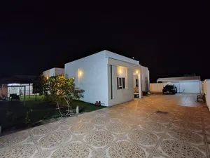 4 Bedrooms . 5+ Bathrooms . 290 m23