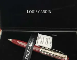 قلم جاف برغندي اللون ماركة louis cardin