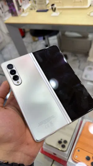 هاتف Samsung Galaxy fold 3 بدون ضرييه ل مصر بسعر ممتاز