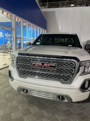 GMC SIERRA DENALI 1500