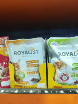 -  Pouch is a Royalist طعام رطب عالي الجودة مخصص لجميع الأعمار