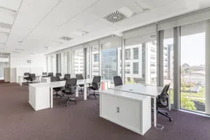 All-inclusive access to professional office space for 5 persons in DUQM, Squadra