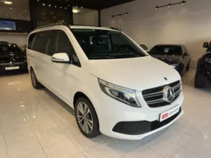 2021 MERCEDES BENZ V250